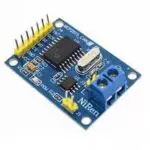 Module électronique bleu avec connecteurs et puce MCP2515