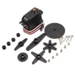 Servo moteur noir avec divers accessoires et vis