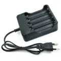 chargeur batterie 18650 - Chargeur quatre batterie 18650 3,7V - Didactico Tunisie