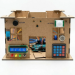 Kit de démarrage Arduino avec capteurs IoT et modules pour projets de maison intelligente et domotique avancée.