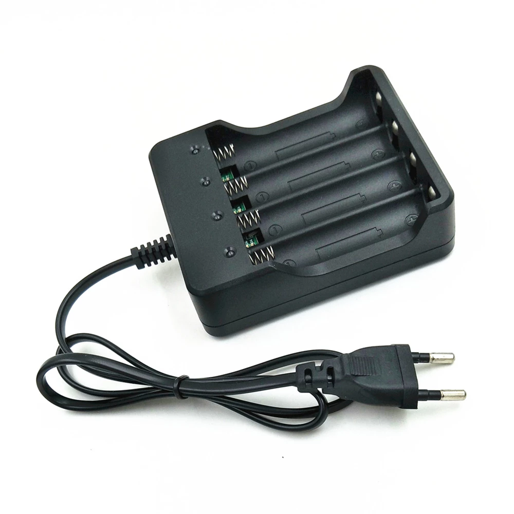 Chargeur quatre batterie 18650 3