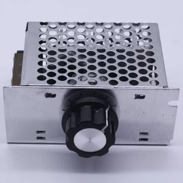 Second image of Régulateur de tension à Thyristor 4000W + Cage ALU Vout=0-220VAC