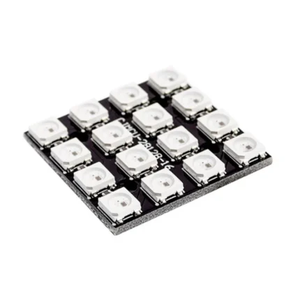 Module carré de 16 LED RGB WS2812B sur fond blanc