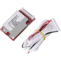 Module électronique rouge avec câbles blancs et connecteurs