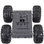 Châssis robotique noir avec quatre grandes roues tout-terrain