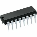 Circuit intégré noir avec 14 broches en ligne