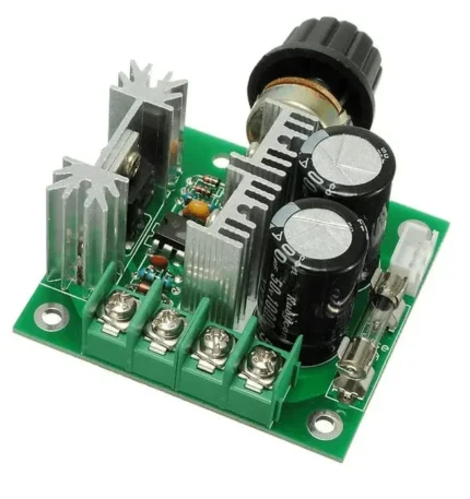 Module électronique avec potentiomètre et dissipateurs de chaleur