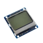 Module écran LCD Nokia 5110 avec connecteurs sur fond blanc