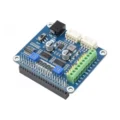 Carte électronique bleue avec connecteurs et composants