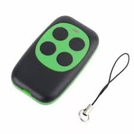 Télécommande noire et verte avec quatre boutons et une dragonne