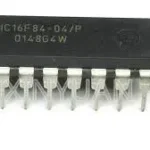 Circuit microcontroleur PIC16F84A-04/P 8 bit 4MHz DIP-18