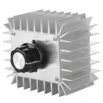 regulateur tension 220v - Regulateur de tension AC 220V 5000W - Didactico Tunisie